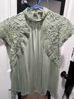 Cable & Gauge Sage Green Crochet Yoke Short Sleeve Blouse